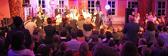 Mit Freaky Tones wieder beschwingt in die Weihnacht (Foto: Karl-Heinz Herrmann)