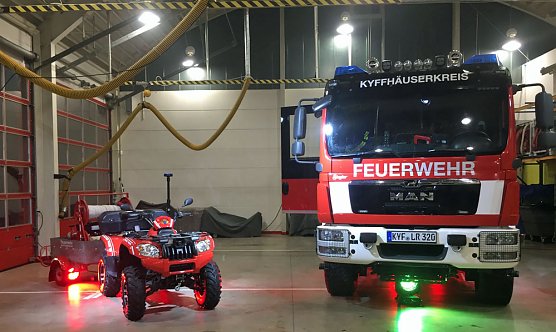 Neue Fahrzeuge für die Stützpunktfeuerwehr Bad Frankenhausen (Foto: privat) Neue Fahrzeuge für die Stützpunktfeuerwehr Bad Frankenhausen (Foto: privat)