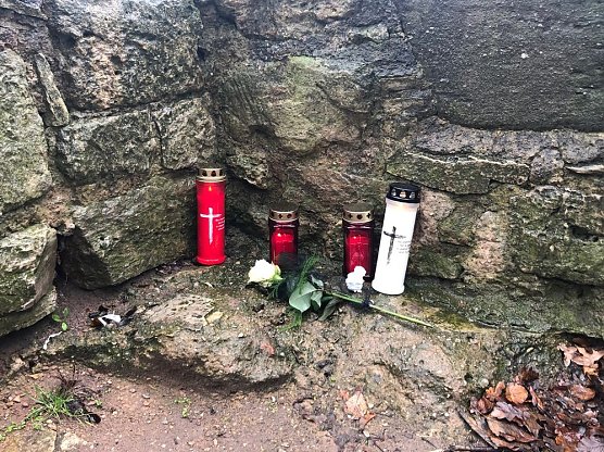 Trauerbekundungen in Sondershausen (Foto: Silvio Dietzel)