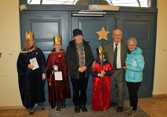 Segen 20*C+M+B+20 gebracht (Foto: Karl-Heinz Herrmann) Segen 20*C+M+B+20 gebracht (Foto: Karl-Heinz Herrmann)