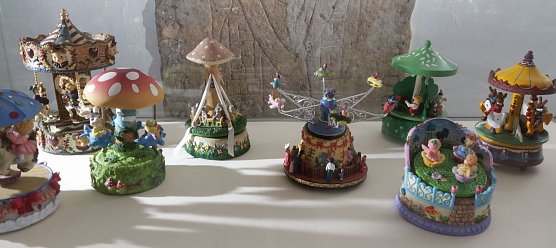 Museumsbesuch mit Sonderausstellung Spieluhren und Schneekugeln (Foto: Thomas Leipold) Museumsbesuch mit Sonderausstellung Spieluhren und Schneekugeln (Foto: Thomas Leipold)