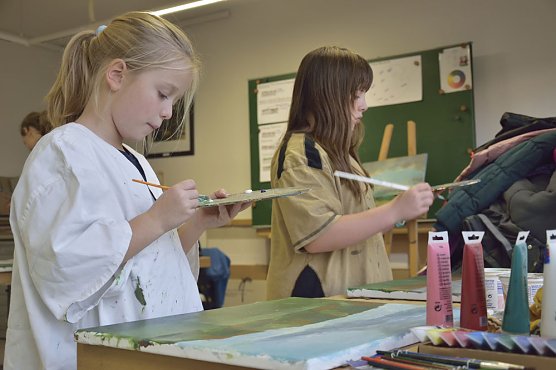 Kinderzeichenkurs startet (Foto: Fred Böhme) Kinderzeichenkurs startet (Foto: Fred Böhme)