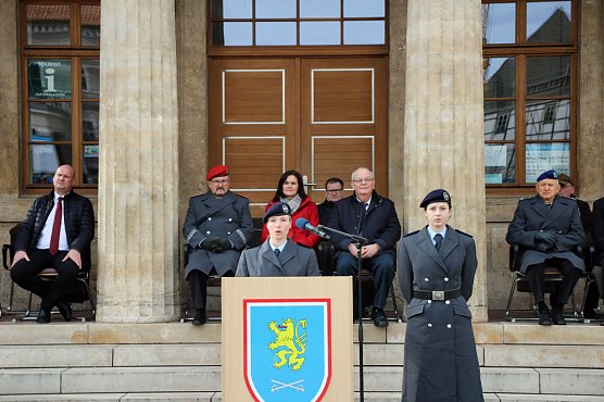 Zum 10. Mal auf dem Marktplatz in Sondershausen (Foto: Karl-Heinz Herrmann) Zum 10. Mal auf dem Marktplatz in Sondershausen (Foto: Karl-Heinz Herrmann)
