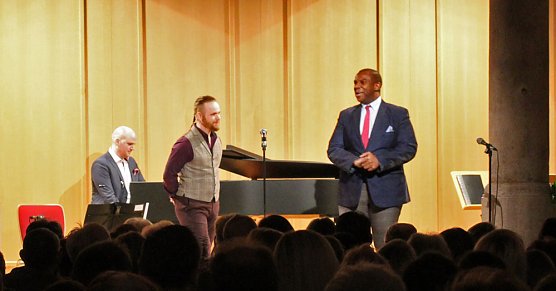 Feuerwerk der Musik (Foto: Karl-Heinz Herrmann)