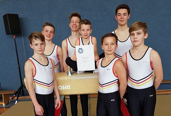 Liga Saison Start der Turnerinnen und Turner (Foto: SV Glückauf Sondershausen) Liga Saison Start der Turnerinnen und Turner (Foto: SV Glückauf Sondershausen)