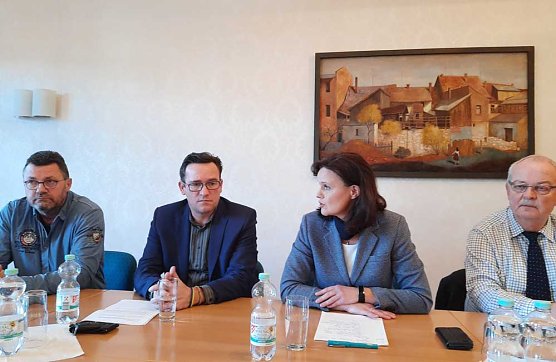 Information Corona (Foto: Karl-Heinz Herrmann) Information Corona (Foto: Karl-Heinz Herrmann)