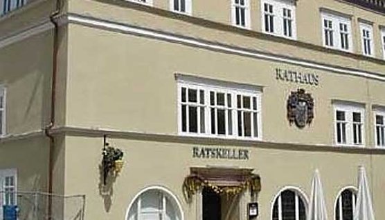 Neue Fenster werden eingebaut (Foto: Karl-Heinz Herrmann)