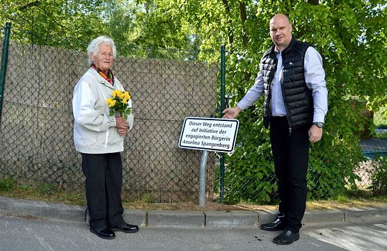 Stadt w&uuml;rdigt engagierte B&uuml;rgerin (Foto: Stadt Sondershausen)