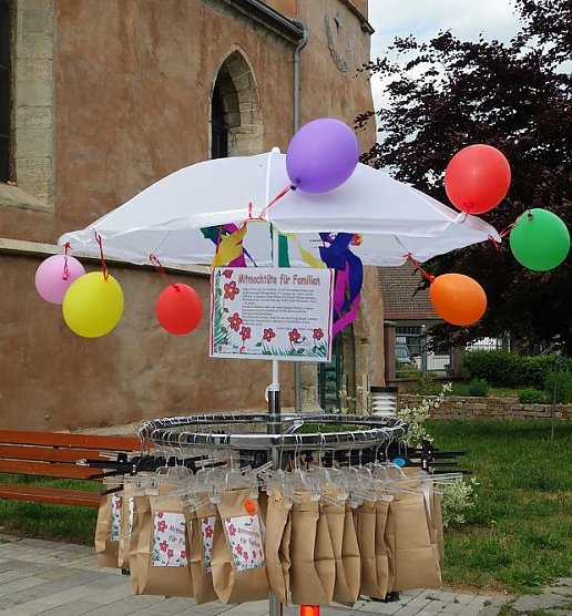 Mittwoch wieder Mitmachtüte holen (Foto: Düne) Mittwoch wieder Mitmachtüte holen (Foto: Düne)