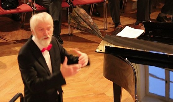 Prof. Dr. Eckart Lange abgerufen (Foto: Karl-Heinz Herrmann)