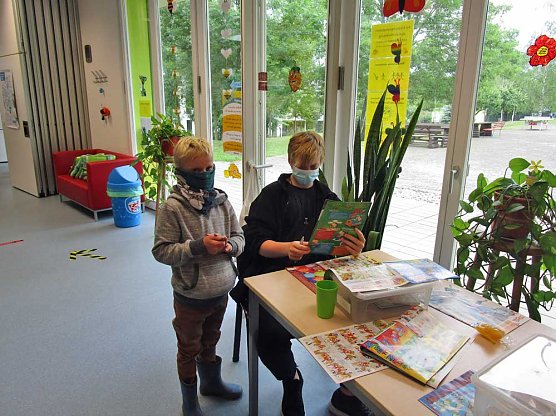 Endlich wieder Leseclub im Freizeitzentrum Artern (Foto: Freizeitzentrum Artern) Endlich wieder Leseclub im Freizeitzentrum Artern (Foto: Freizeitzentrum Artern)