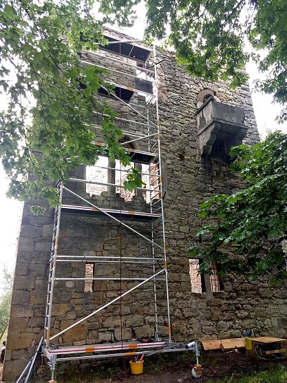 Sicherungsarbeiten an der Oberen Sachsenburg (Foto: Stiftung Th&uuml;ringer Schl&ouml;sser und G&auml;rten, Carolin Schart)