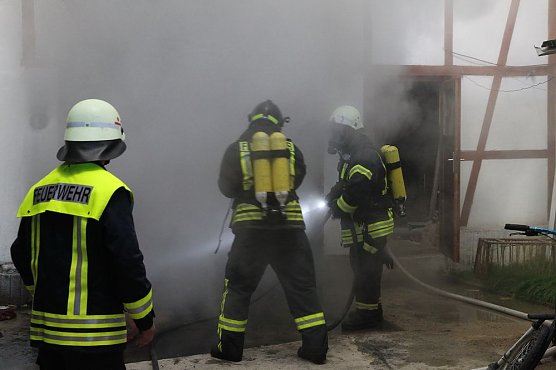 Brand in den Morgenstunden (Foto: Silvio Dietzel) Brand in den Morgenstunden (Foto: Silvio Dietzel)