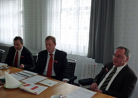 Pr&auml;sentation Jahresabschluss 2009 (Foto: Karl-Heinz Herrmann)