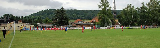 Endlich wieder Fu&szlig;ball vor Publikum (Foto: Karl-Heinz Herrmann)