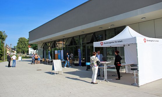 Jobbörse in Bad Frankenhausen (Foto: Karl-Heinz Herrmann) Jobbörse in Bad Frankenhausen (Foto: Karl-Heinz Herrmann)
