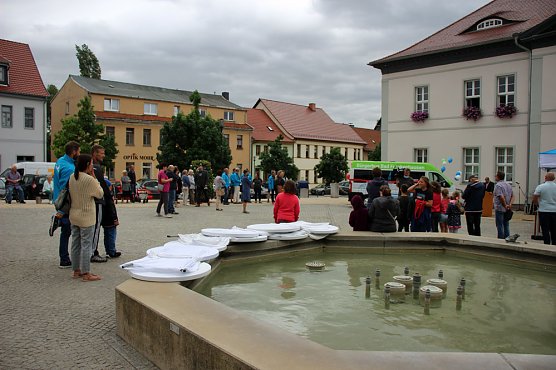 Startschuss für Bürgerbus in Bad Frankenhausen (Foto: Karl-Heinz Herrmann) Startschuss für Bürgerbus in Bad Frankenhausen (Foto: Karl-Heinz Herrmann)