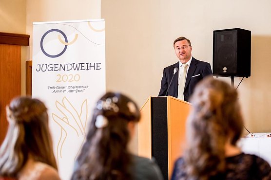 Jugendweihe mit Verspätung (Foto: Adrian Liebau) Jugendweihe mit Verspätung (Foto: Adrian Liebau)