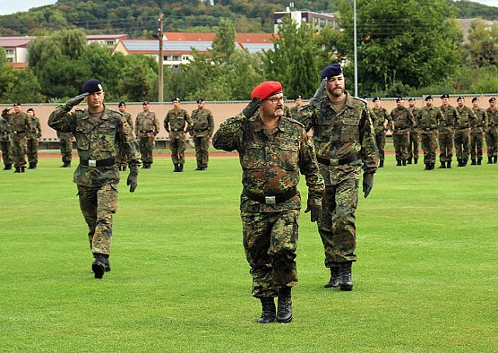 Kürzeste Kommandeurszeit der Bundeswehr (Foto: Karl-Heinz Herrmann) Kürzeste Kommandeurszeit der Bundeswehr (Foto: Karl-Heinz Herrmann)