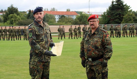 Kürzeste Kommandeurszeit der Bundeswehr (Foto: Karl-Heinz Herrmann) Kürzeste Kommandeurszeit der Bundeswehr (Foto: Karl-Heinz Herrmann)