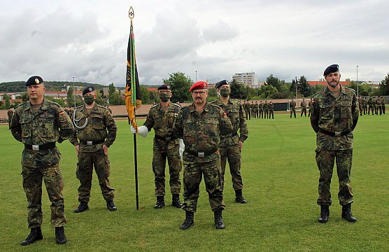 Kürzeste Kommandeurszeit der Bundeswehr (Foto: Karl-Heinz Herrmann) Kürzeste Kommandeurszeit der Bundeswehr (Foto: Karl-Heinz Herrmann)