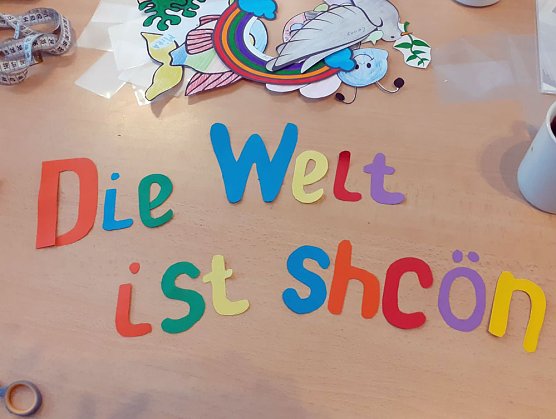 Aktion: "Die Welt ist sch&ouml;n" (Foto: Katharina Weizel)