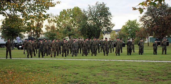 Panzerkompanie in Bad Frankenhausen verabschiedet (Foto: Karl-Heinz Herrmann) Panzerkompanie in Bad Frankenhausen verabschiedet (Foto: Karl-Heinz Herrmann)