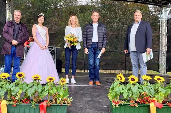 Gro&szlig;e Beteiligung am 26. "Frankenh&auml;user Blumensommer" 2020 (Foto: Peter M&ouml;bius)