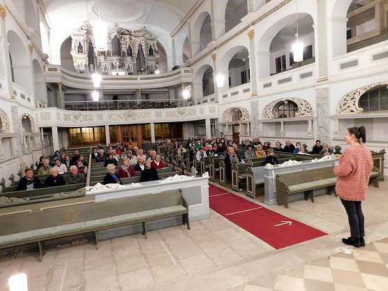 Meisterspieler an Meisterorgel (Foto: Peter Zimmer) Meisterspieler an Meisterorgel (Foto: Peter Zimmer)