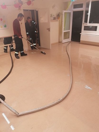 Wasserrohrbruch in Ebelebener Kita (Foto: Silvio Dietzel) Wasserrohrbruch in Ebelebener Kita (Foto: Silvio Dietzel)