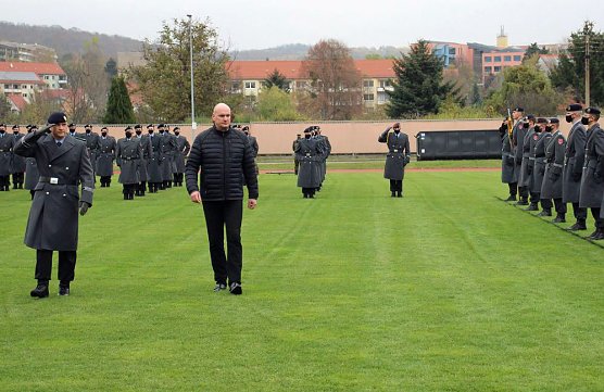 Vereidigung an einem geschichtstr&auml;chtigen Tag der Bundeswehr (Foto: Karl-Heinz Herrmann)