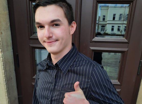 Praktikant James Patrick Höppner (Foto: Eva Lankau) Praktikant James Patrick Höppner (Foto: Eva Lankau)