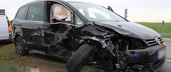 Schwerer Unfall auf der B 249 (Foto: S. Dietzel)