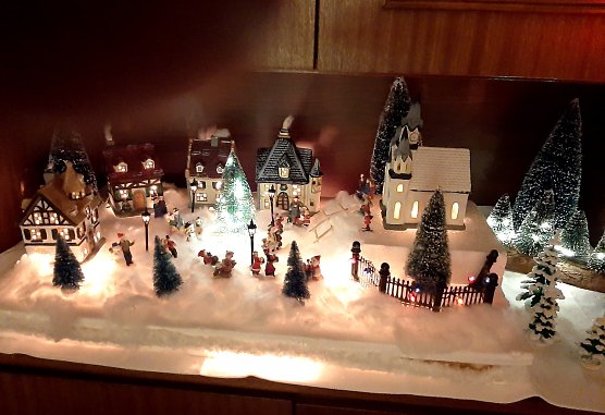 Winterliche Dorfidyll (Foto: Wolfgang Dittrich aus Sondershausen) Winterliche Dorfidyll (Foto: Wolfgang Dittrich aus Sondershausen)