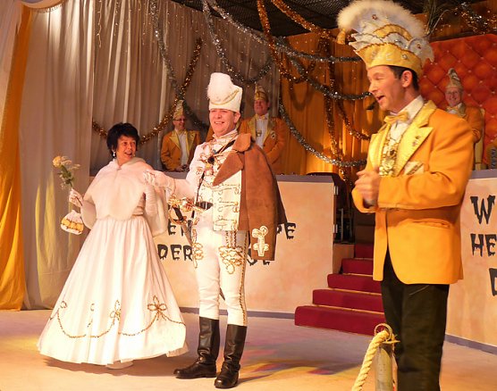 Senioren-Fasching Stocksen (Foto: Karl-Heinz Herrmann) Senioren-Fasching Stocksen (Foto: Karl-Heinz Herrmann)