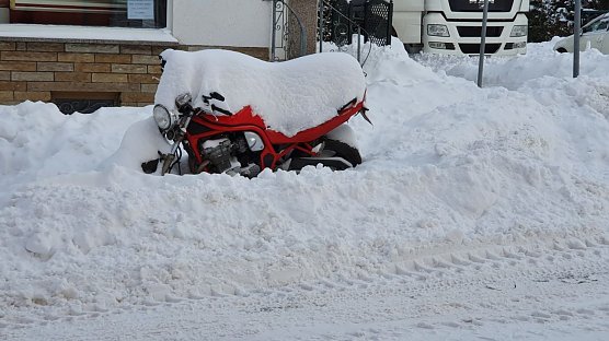 Die Motorrad-Saison wird noch ein wenig auf sich warten lassen (Foto: S. Dietzel) Die Motorrad-Saison wird noch ein wenig auf sich warten lassen (Foto: S. Dietzel)