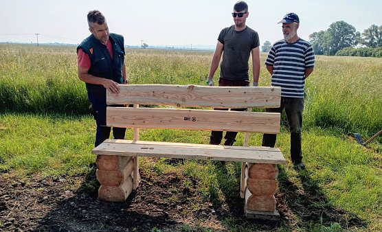 Zwei neue B&auml;nde f&uuml;r Seehausen (Foto: Ortsteilb&uuml;rgermeisterin Kerstin Hesse)