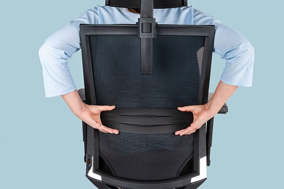 Zwar bieten alle einen Sitz&shy;komfort, doch jeder zweite birgt Verletzungs&shy;gefahren (Foto: Stiftung Warentest)