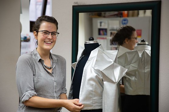 Birte Wallbaum sorgt daf&uuml;r das auf der B&uuml;hne optisch alles passt (Foto: Theater Nordhausen)