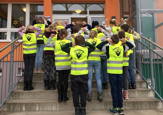 Pausenengel als helfende Lichtgestalten (Foto: Kurstadt-Grundschule)