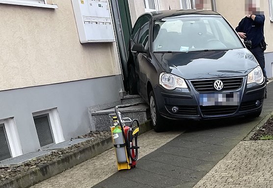 Zwei Frauen nach Unfall verletzt (Foto: Silvio Dietzel) Zwei Frauen nach Unfall verletzt (Foto: Silvio Dietzel)