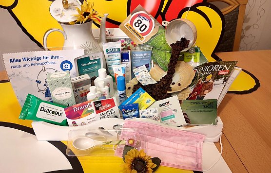 Ein Tablett mit "gesunden Wünschen" (Foto: Andrea Weber) Ein Tablett mit "gesunden Wünschen" (Foto: Andrea Weber)