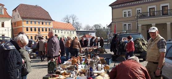 Tr&ouml;delmarkt in Sonderhausen am 23.April (Foto: SDH)