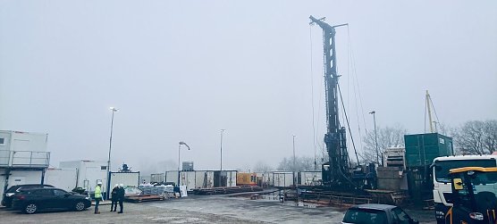 Probebohrung im Ohmgebirge, März 2022 (Foto: nnz-Archiv) Probebohrung im Ohmgebirge, März 2022 (Foto: nnz-Archiv)