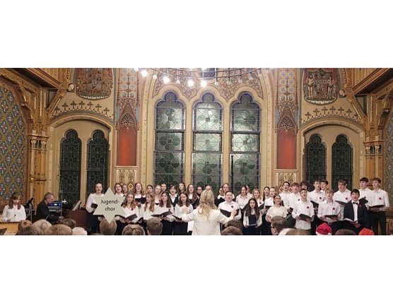 Weihnachtskonzert in der Aula  (Foto: Staatliches Gymnasium Geschwister Scholl)