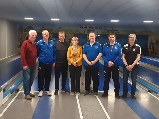 v.l.n.r.: Lange - Bertram - Gensch - Gro&szlig;e - Herzau - Arnold u. Schr&ouml;der.  (Foto: Knut Herzau)