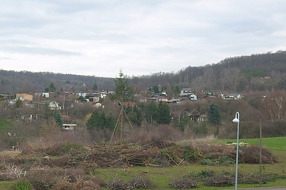 Vorbereitung Osterfeuer (Foto: Karl-Heinz Herrmann) Vorbereitung Osterfeuer (Foto: Karl-Heinz Herrmann)