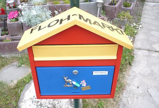 Abgabestation f&uuml;r die Anmeldungen zum Flohmarkt im Naturschwimmbad Heldrungen (Foto: Peter Ke&szlig;ler)