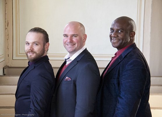 David Preiß, David Johnson und Marvin Scott: das Tenortrio Fellas (Foto: Anja Daniela Wagner) David Preiß, David Johnson und Marvin Scott: das Tenortrio Fellas (Foto: Anja Daniela Wagner)