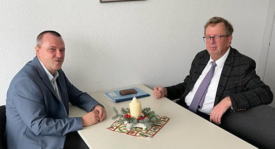 v.l. Der parteilose Landratskandidat der CDU Kyffh&auml;userkreis, Sven Oesterheld traf sich mit Werner Henning (CDU), Landrat des Eichsfeldkreis) (Foto: Sven Oesterheld)